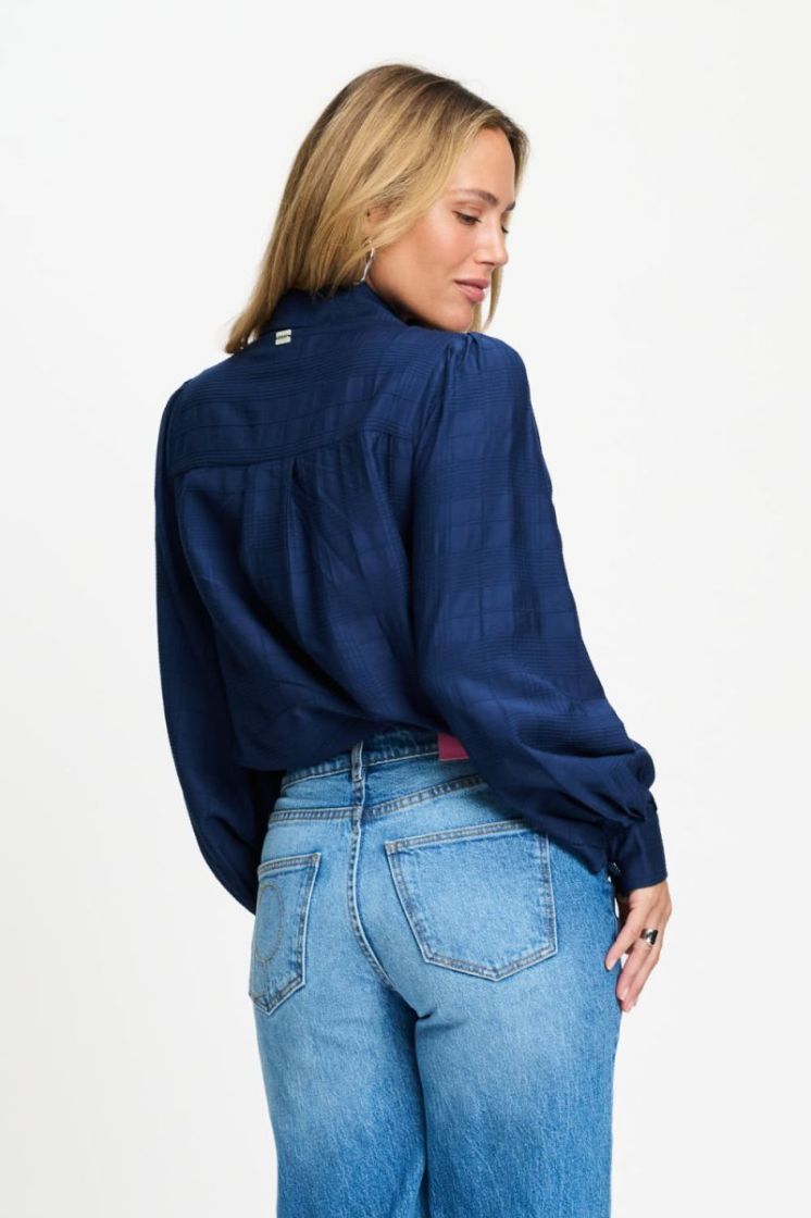 Ivy Blue 650